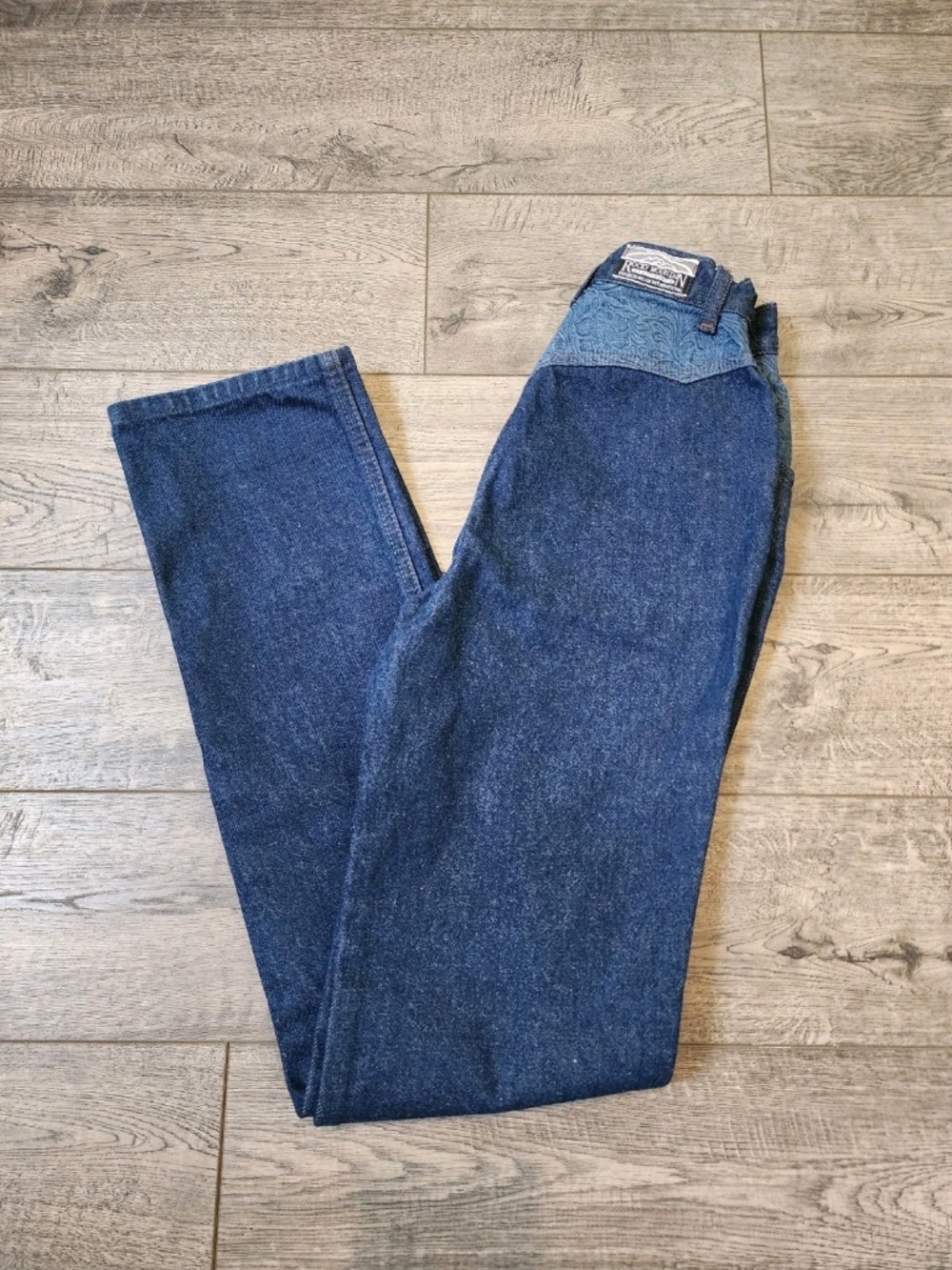 Vintage Rocky Mountain Womens Jeans High-Rise Blue Denim Floral V-Back Size 25/1 - Picture 2 of 12